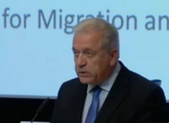 Αβραμόπουλος: Άμεση απάντηση στον εξτρεμισμό