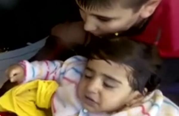 Καρέ-καρέ η δραματική διάσωση προσφύγων στο Αιγαίο