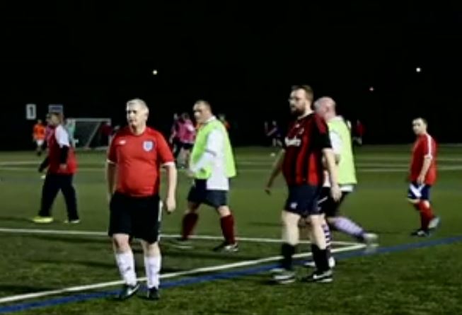 Πρωτάθλημα παχουλών: Μία νέα ποδοσφαιρική διοργάνωση ξεκίνησε στην Αγγλία