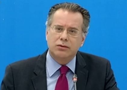 Κουμουτσάκος: Η κυβέρνηση αντιμέτωπη με τα αδιέξοδα που δημιούργησε