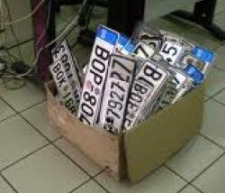 «Πονοκέφαλος» για την κυβέρνηση η κατάθεση των πινακίδων των ΙΧ