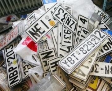 Διπλάσιος ο αριθμός των ΙΧ που καταθέτουν πινακίδες