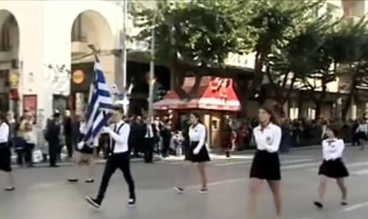 Μαθητική παρέλαση στη Θεσσαλονίκη για την επέτειο της 28ης Οκτωβρίου