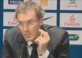 Σάλο προκαλεί η άσεμνη χειρονομία του Λοράν Μπλαν