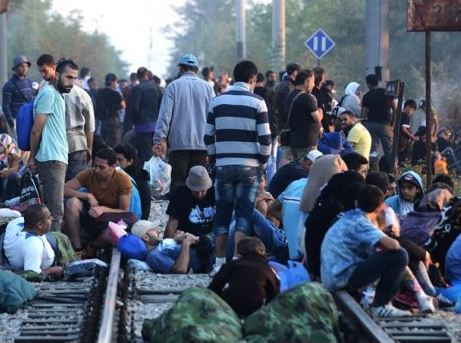 ΠΓΔΜ: Δακρυγόνα εναντίον των μεταναστών στα σύνορα με την Ελλάδα