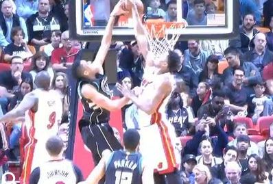 Αντετοκούνμπο: Έκλεψε και πάλι την παράσταση στο «μαγικό» κόσμο του ΝΒΑ