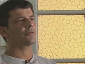 Ο Κ.Παπούλιας απένειμε χάρη σε πρώην τοξικομανή