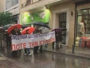 «Πόλεμος» για τις Κυριακές εν αναμονή αποφάσεων