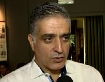 Καλιβρούσης: Ο πρωθυπουργός να καταργήσει το 23% στην εκπαίδευση