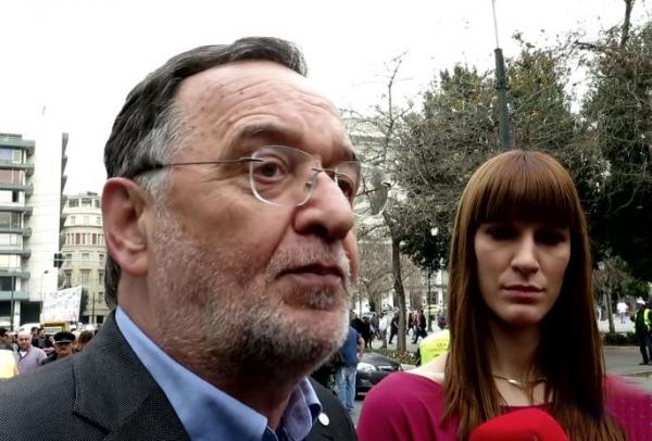 Η δήλωση του Π.Λαφαζάνη για την ιδιωτικοποίηση του ΟΛΠ και ΟΛΘ στην συγκέντρωση των εργαζόμενων