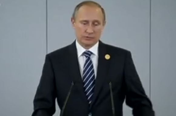 Πούτιν: Μπορούμε να πολεμήσουμε αποτελεσματικά μόνο αν πολεμήσουμε μαζί