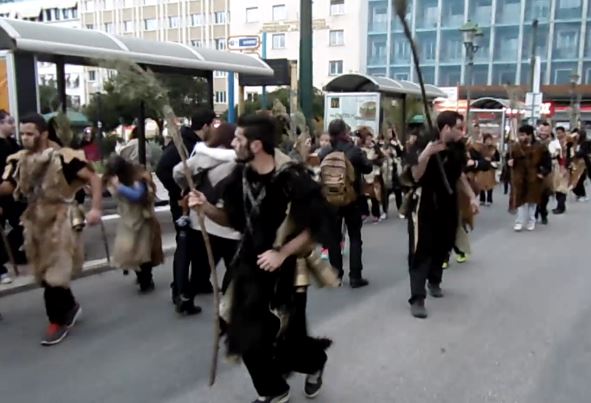 Αποκριάτικη παρέλαση των Κουδουναραίων του Διστόμου στην Αθήνα