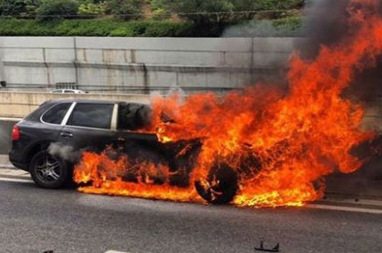 Περιμένουν να «μιλήσει» το αυτοκίνητο του Π.Μαυρίκου