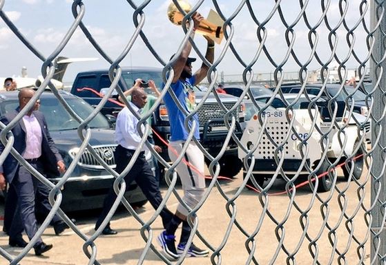 Αποθέωσαν τους πρωταθλητές του NBA στο Κλίβελαντ