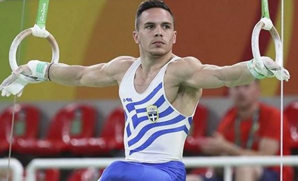 Μοναδικό σόου του Λευτέρη Πετρούνια στο Ολυμπιακό Γκαλά