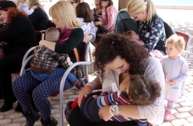 7ος Δημόσιος θηλασμός στο Άργος