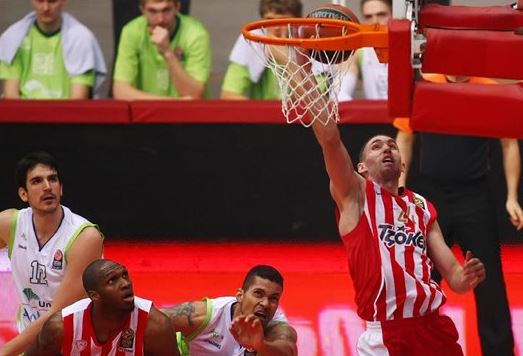 Η άμυνα και τα ριμπάουντ έδωσαν στον Ολυμπιακό τη νίκη επί της Μάλαγα