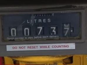 Στα κρατητήρια οι 15 συλληφθέντες για το λαθρεμπόριο καυσίμων