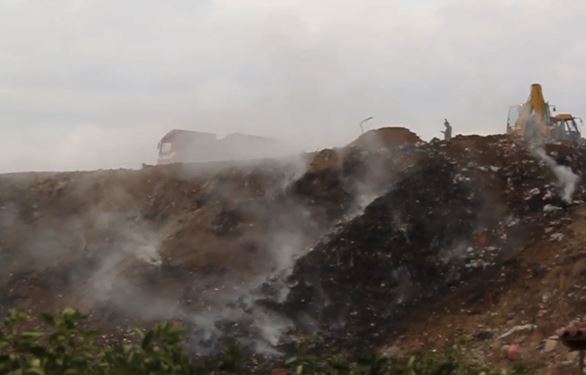Πυρκαγιά σε χωματερή στη Νέα Κίο του δήμου Άργους Μυκηνών