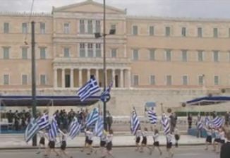 Ολοκληρώθηκε χωρίς απρόοπτα η μαθητική παρέλαση στην Αθήνα