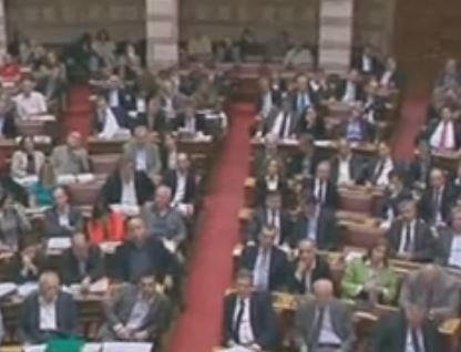 Φραστικό επεισόδιο μεταξύ Κανέλλη – Αρβανίτη στη Βουλή