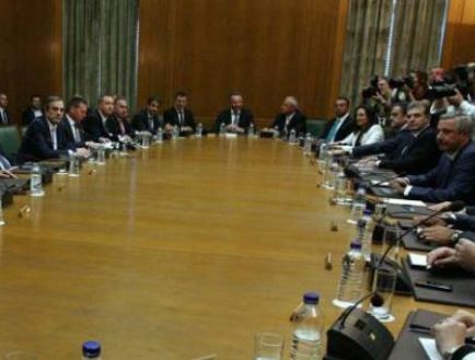 Αυστηρή τήρηση των χρονοδιαγραμμάτων ζήτησε ο πρωθυπουργός