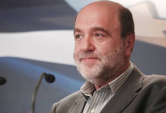 Αλεξιάδης: Πρέπει να δηλώσουν όλοι τα χρήματα που έχουν στο σπίτι