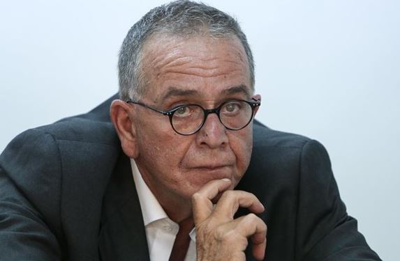 Μουζάλας: Στρατόπεδο για 300.000 μετανάστες ζητούν από την Ελλάδα