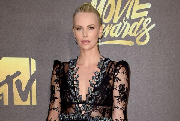 Σαρλίζ Θερόν, Λεονάρντο ΝτιΚάπριο οι νικητές των MTV Movie Awards