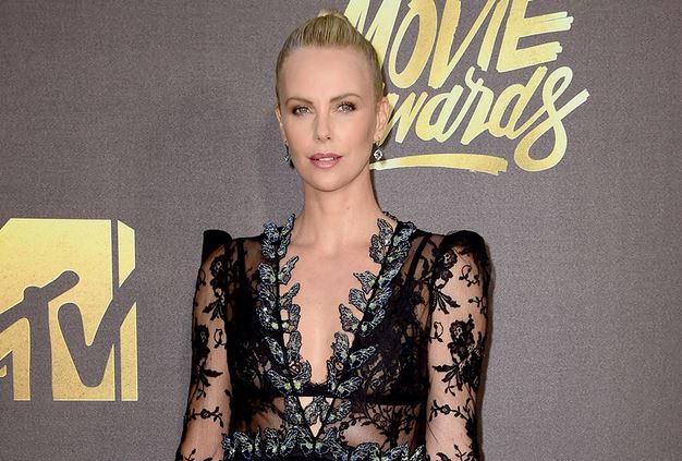 Σαρλίζ Θερόν, Λεονάρντο ΝτιΚάπριο οι νικητές των MTV Movie Awards