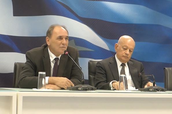 Παραδοση καθηκόντων υπουργού Οικονομίας και Ανάπτυξης από τον Γ.Σταθάκη στον Δ.Παπαδημητρίου