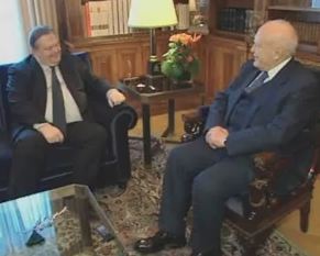 Οικονομία και Χρυσή Αυγή στο επίκεντρο της συνάντησης Παπούλια – Βενιζέλου