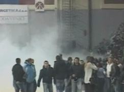 Βίαια επεισόδια και στον τελικό του Κυπέλλου μπάσκετ στη Σερβία