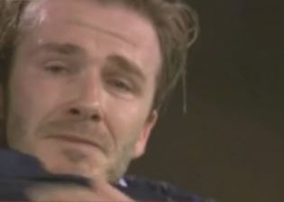 Αποθέωση και δάκρυα στο «αντίο» του Μπέκαμ