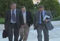 Οι επιταγές της τρόικας που καθυστερούν