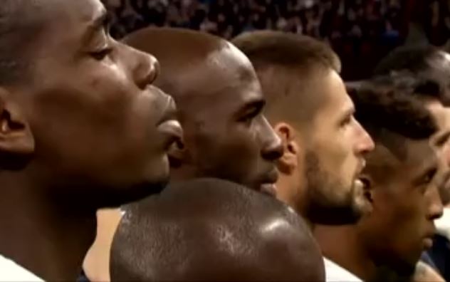 Γουέμπλεϊ: Το ηχηρό μήνυμα κατά της τρομοκρατίας συγκινεί την ποδοσφαιρική Ευρώπη