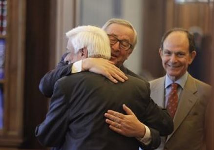 Συνάντηση Παυλόπουλου – Γιούνκερ στο Προεδρικό