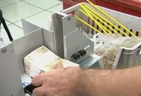 Τράπεζες: «Ασπίδα» ELA στις εκροές καταθέσεων