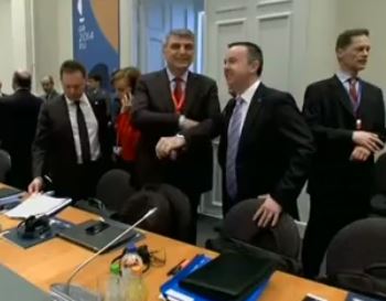 Εγκρίθηκε η δόση των 6,3 δισ. ευρώ από την Ομάδα Εργασίας του Eurogroup