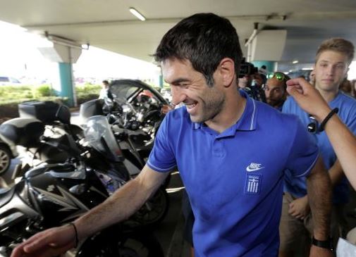 «Ήταν γραφτό να συνεχίσω στην Εθνική», είπε ο Καραγκούνης