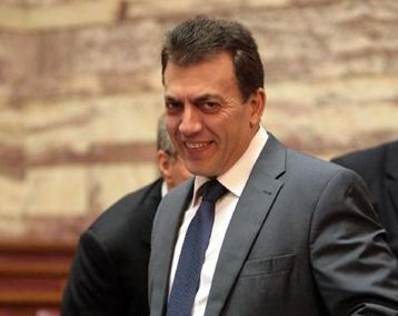 Γ.Βρούτσης: «Κανένα θέμα μείωσης του κατώτατου μισθού»