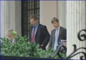 Παζάρια μέχρι τελικής πτώσης με την τρόικα