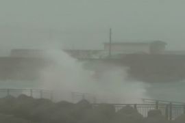 Συναγερμός στην Ιαπωνία για τον τυφώνα Μπολαβέν