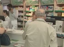 Σκληραίνει τη στάση του το Υπ.Υγείας απέναντι στους φαρμακοποιούς