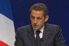 Ν.Σαρκοζί: Το ελληνικό μέλλον στην ευρωζώνη θα κρίνει το δημοψήφισμα