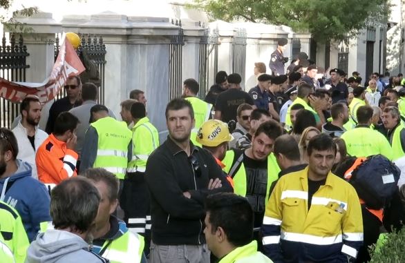 Μεταλλωρύχοι στο ΣτΕ όπου συζητείται αίτηση αναίρεσης ανάκλησης περιβαλλοντικής άδειας