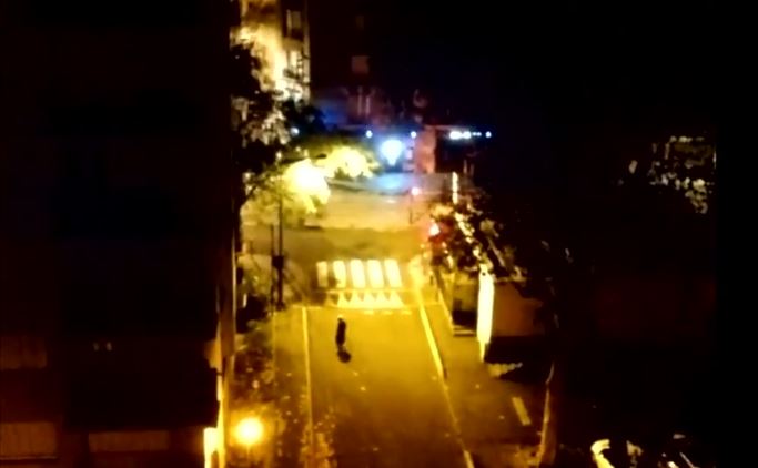 Παρίσι: Ερασιτεχνικό βίντεο από τους πρώτους πυροβολισμούς στο Σεν Ντενί