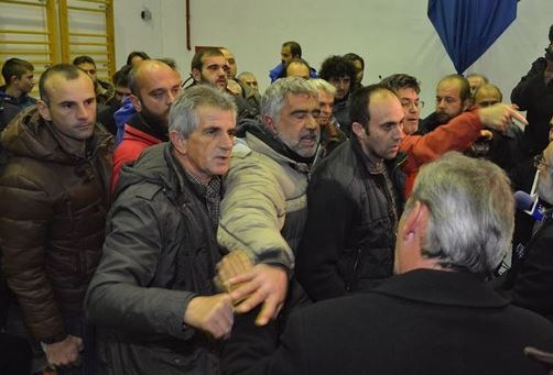 Χανιά: Αγρότες αποδοκίμασαν βουλευτές του ΣΥΡΙΖΑ