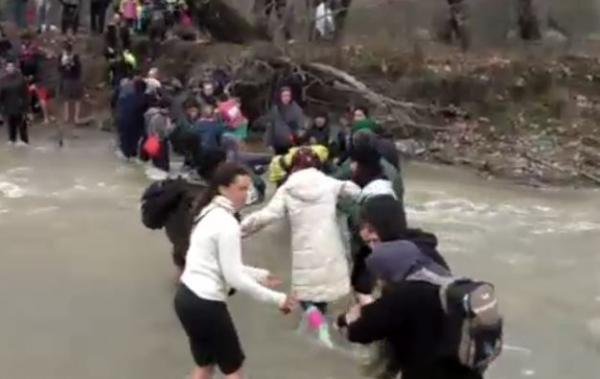 Η φυγή των προσφύγων της Ειδομένης