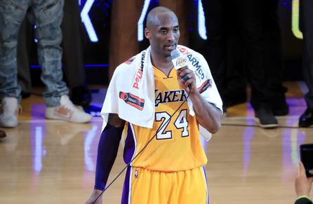 Είπε «αντίο» με 60 πόντους ο Κόμπι Μπράιαντ